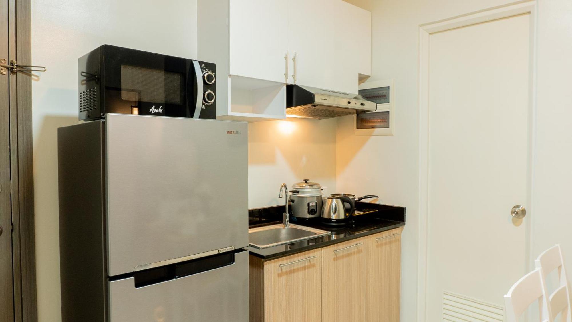 Palawan Modern Living In A Thoughtfully Designed Staycation Near Airport - B1 5Kunzite Puerto Princesa Екстер'єр фото